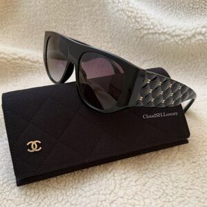 Auth Chanel 71465 CC Logo Black Pilot Sunglasses - Excellent Condition